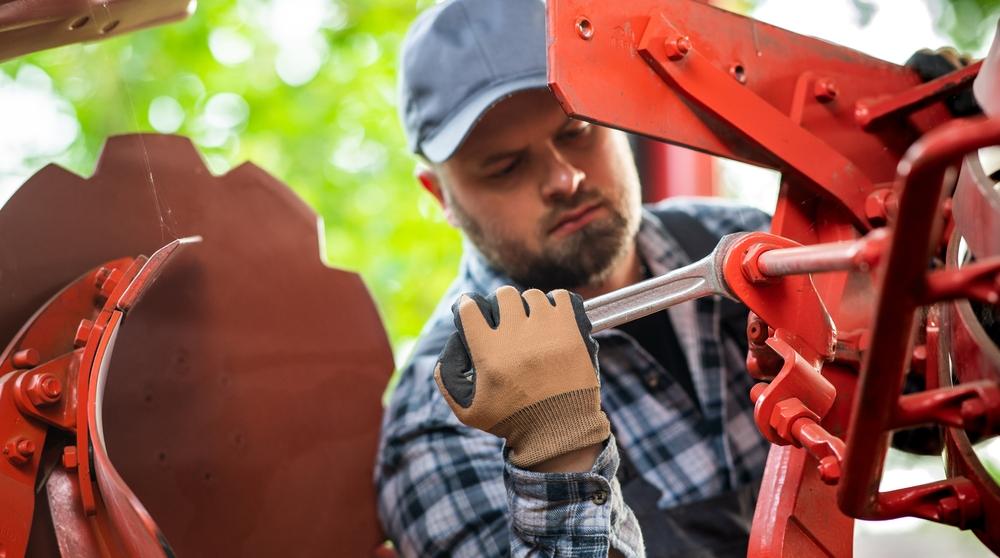 Right to Repair Farm Equipment: Legislation, Challenges, and Advantages 