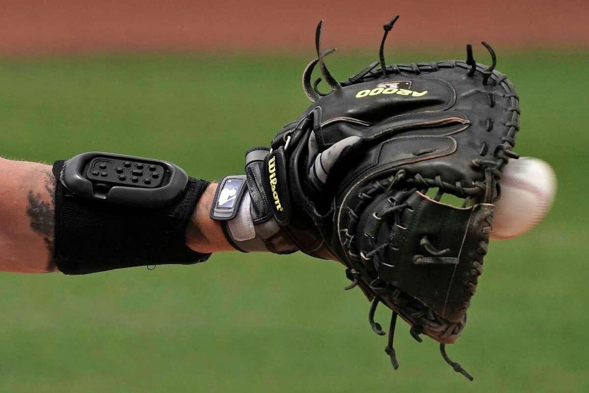 How Catchers and Pitchers Are Using Technology to Communicate on the Baseball Field [Thoughts After Dark]
