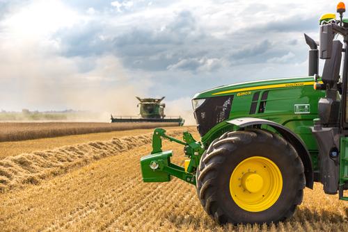 John Deere Plans Satellite Service