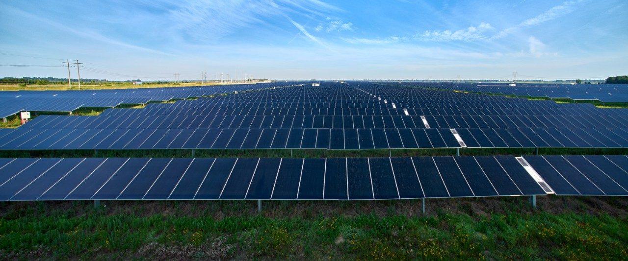 GM Signs Solar Deal for 3 Plants