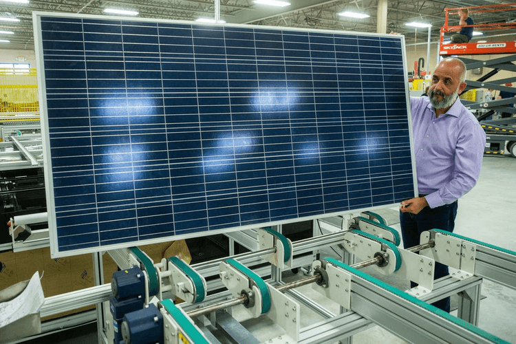 Minnesota Solar Panel Maker Plans Expansion