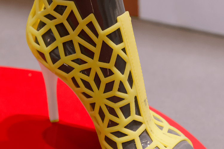 3D Printing Re-Shapes Shoe Manufacturing, Supply Chain