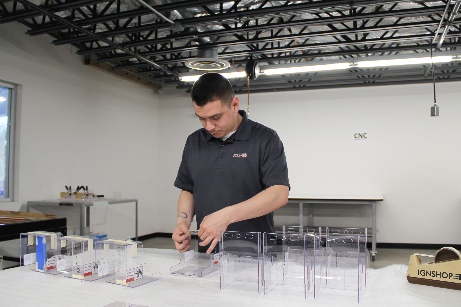 FullHD_PrecisionPlastics_1.jpg - a few seconds ago
