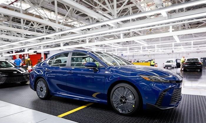 Toyota Builds All-Hybrid Camry at Kentucky Plant