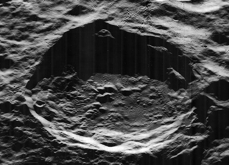 File:Von Neumann crater 5103 h2 h3.jpg