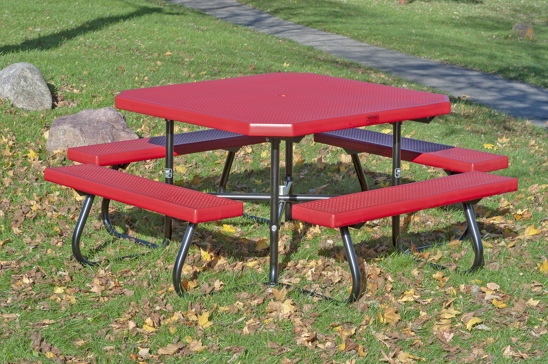 FullHD_SQT-4 ft perf red w_black frame.jpg - a few seconds ago