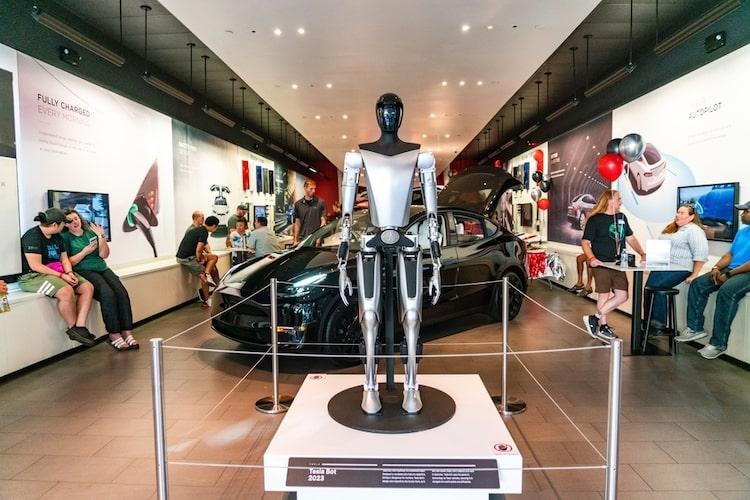 What We Know About Tesla’s Optimus Robot