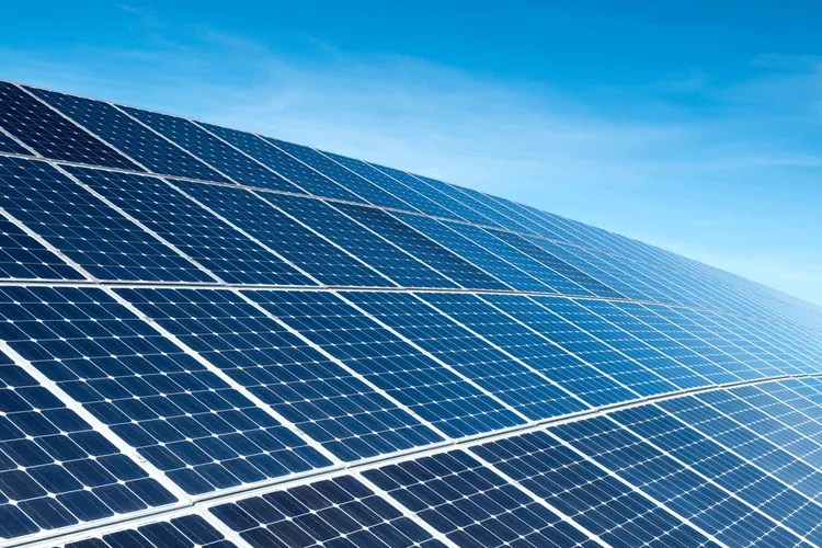 Solar Battery Would Triple Tesla’s Current Record