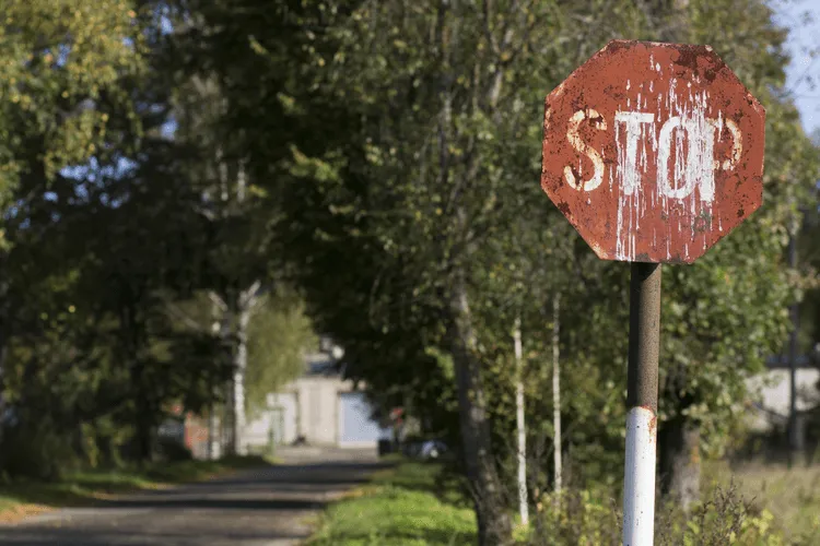 Bad Road Signs Could Slow Driverless Adoption