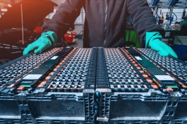 Battery Supply Insufficient to Meet Auto Demand [Report]
