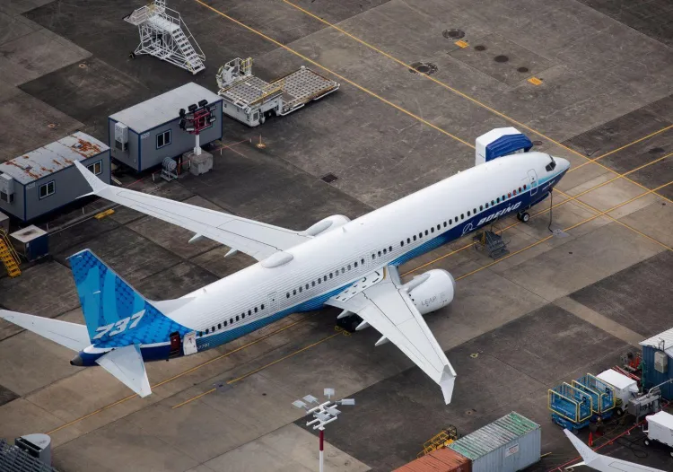 Boeing Receives $40 Billion Order for 737 MAX Aircraft