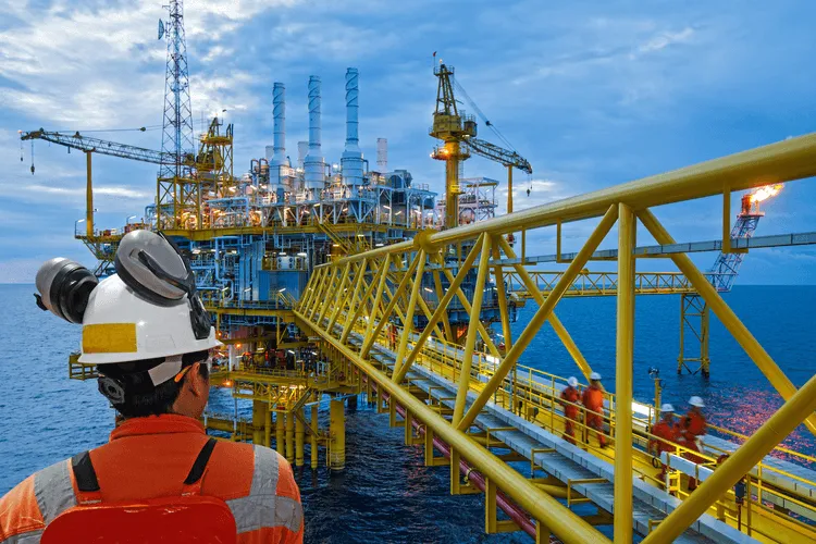 How Oil Refining Transformed U.S. History &amp; Way of Life