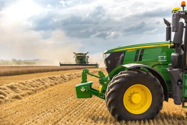 John Deere Plans Satellite Service