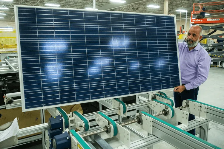 Minnesota Solar Panel Maker Plans Expansion