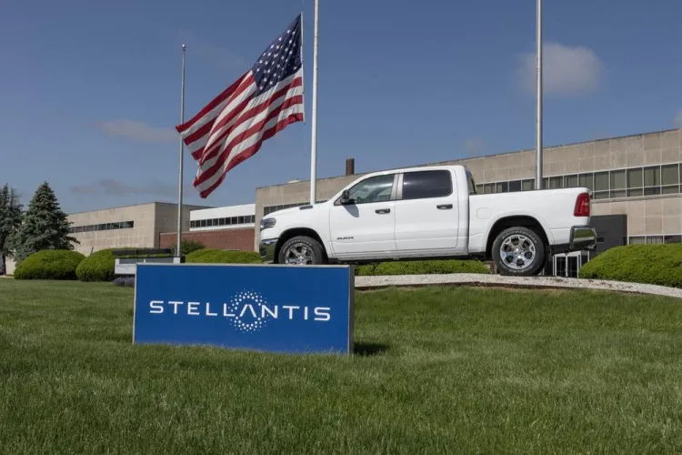 Stellantis Innovation Initiatives Add AI, Digital Tech to Manufacturing