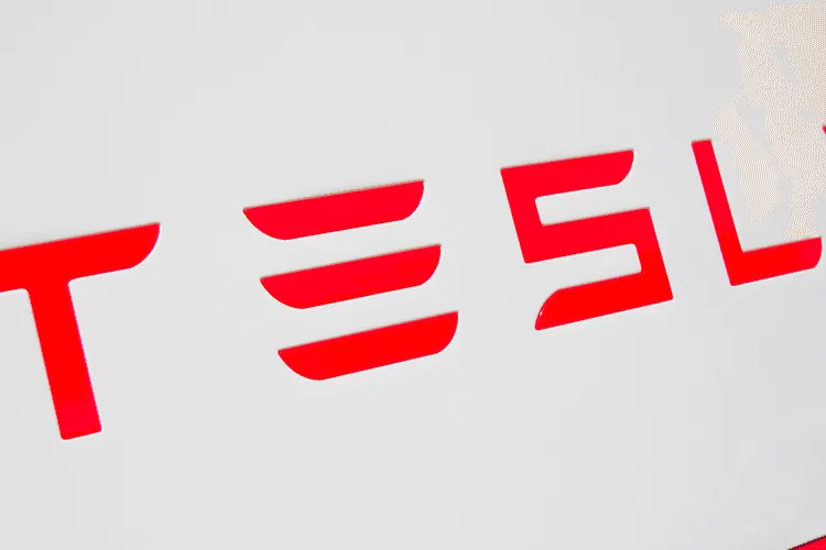 Tesla Gives Puerto Rico Some Power