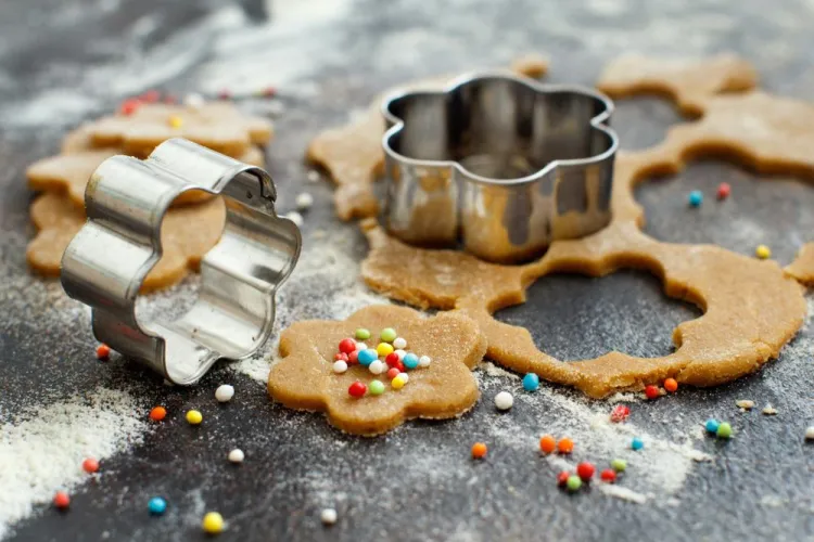 U.S. Cookie Cutter Manufacturer Says it Can &ldquo;Predict the Future&rdquo; Based on Sales